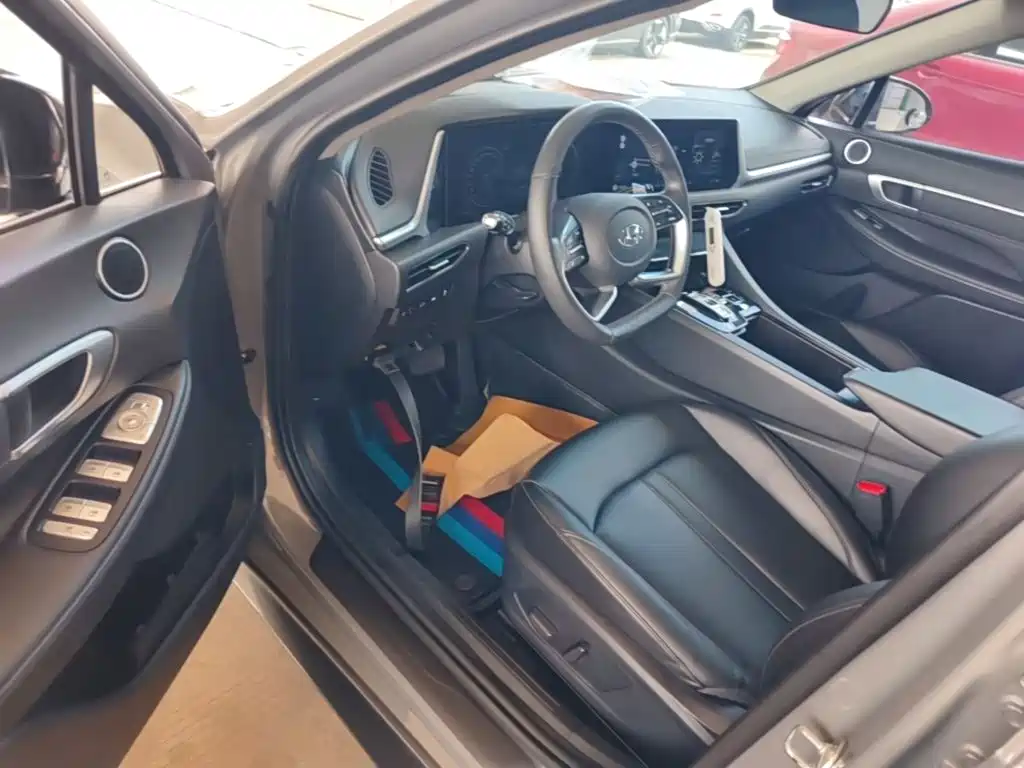 Hyundai Sonata — миниатюра 16