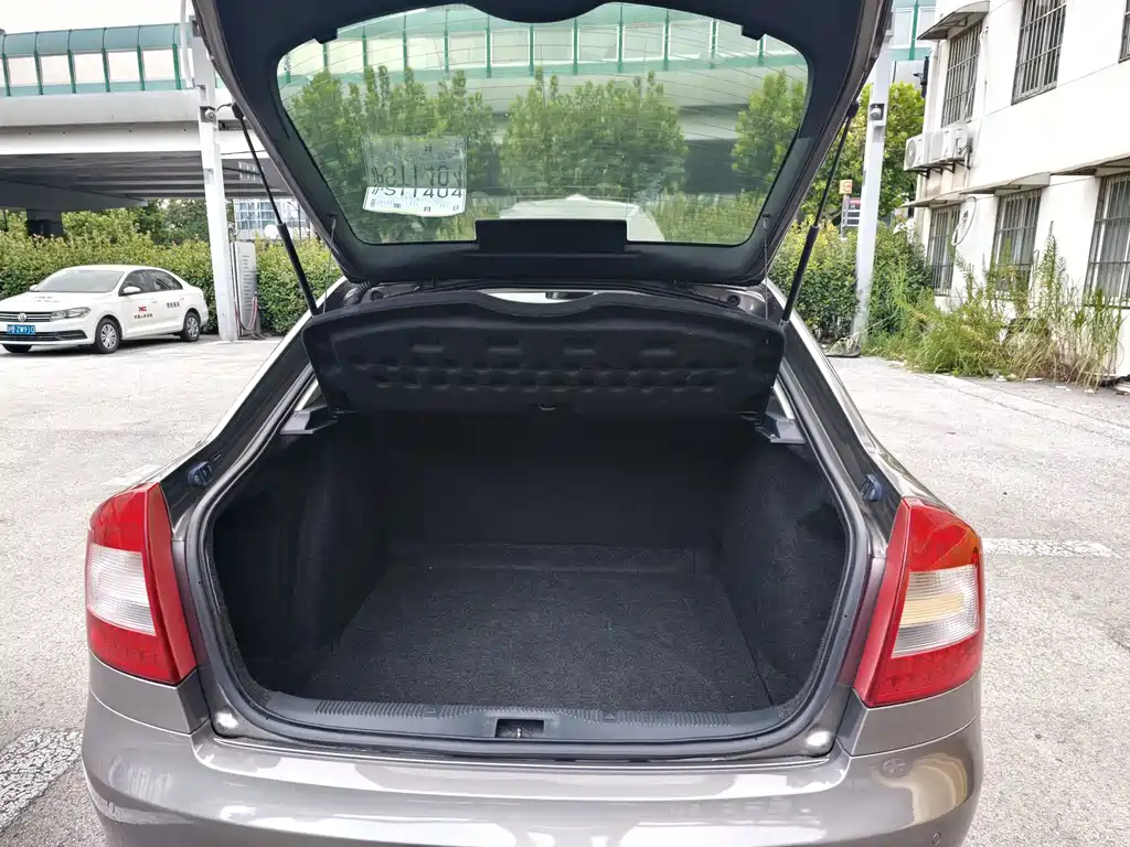 Skoda Octavia — миниатюра 15