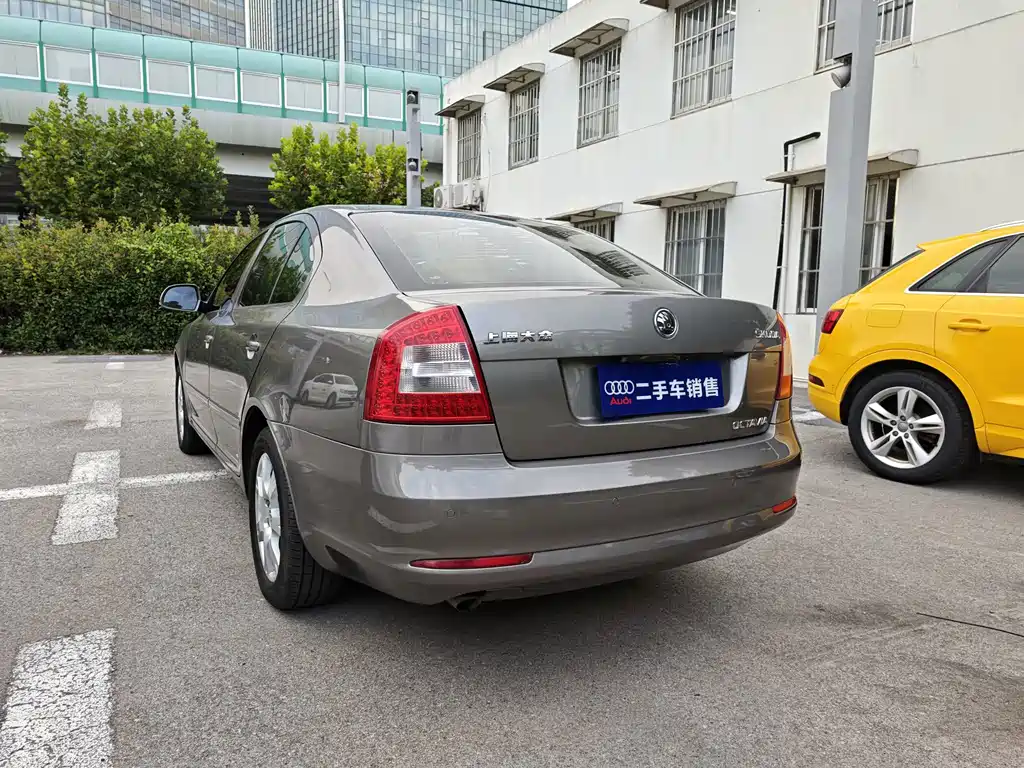 Skoda Octavia — миниатюра 4