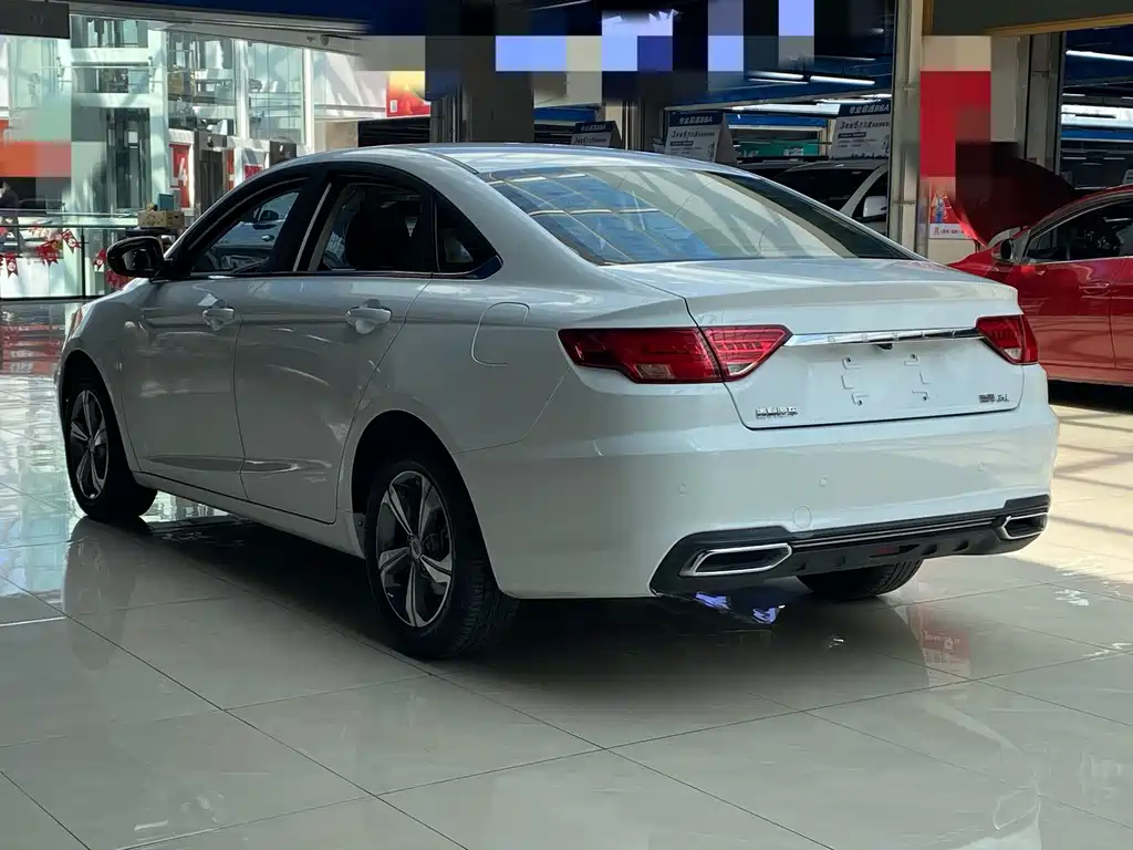 Geely Emgrand GL — миниатюра 9