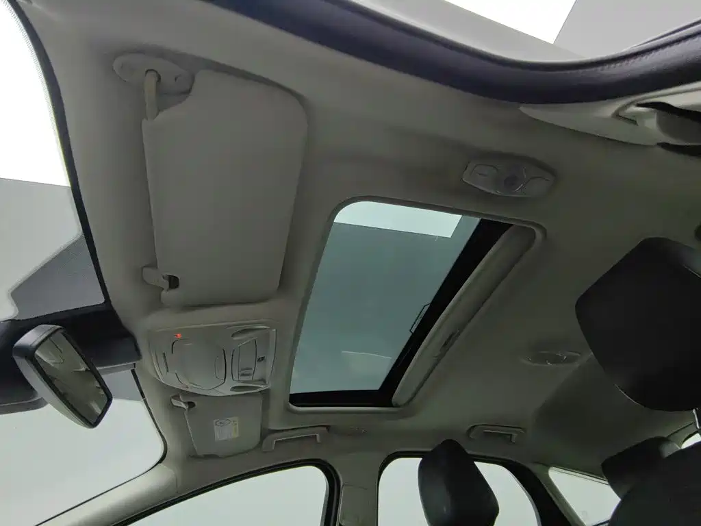 Ford Focus — миниатюра 14