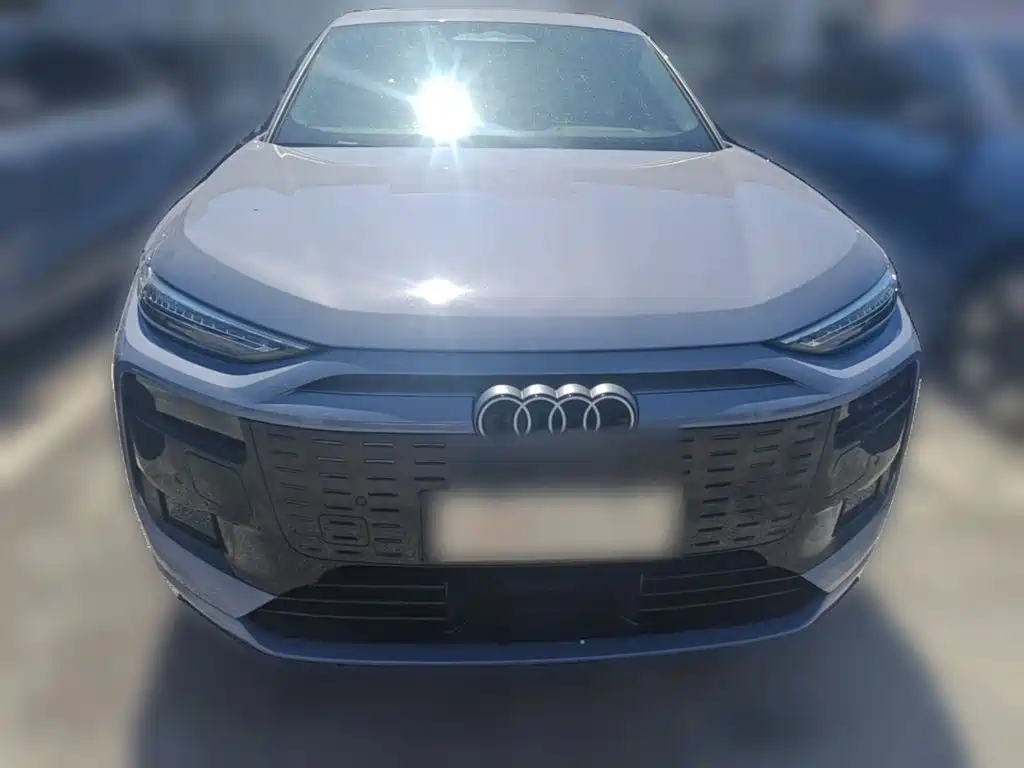 Audi Q6L e-tron — миниатюра 5
