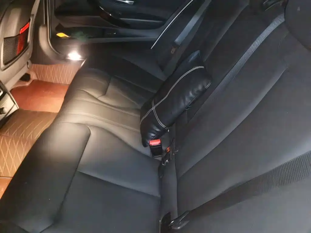 BMW 3 Series — миниатюра 15