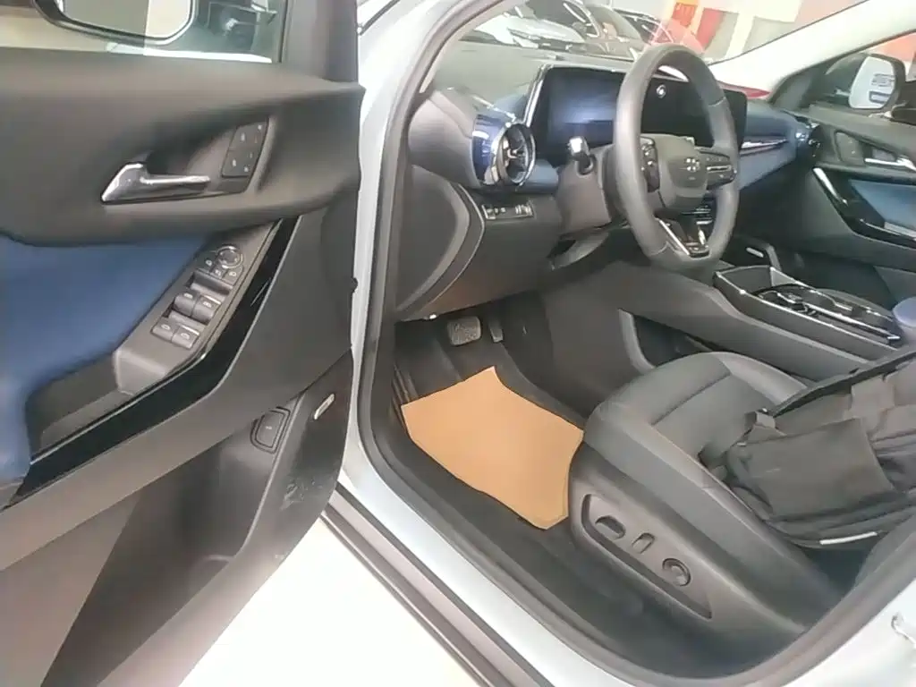 Chevrolet Plus — миниатюра 16