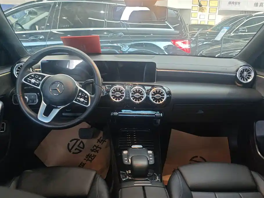 MERCEDES-BENZ A CLASS