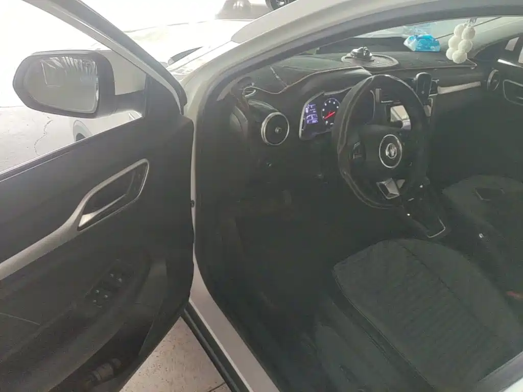 MG ZS — миниатюра 16
