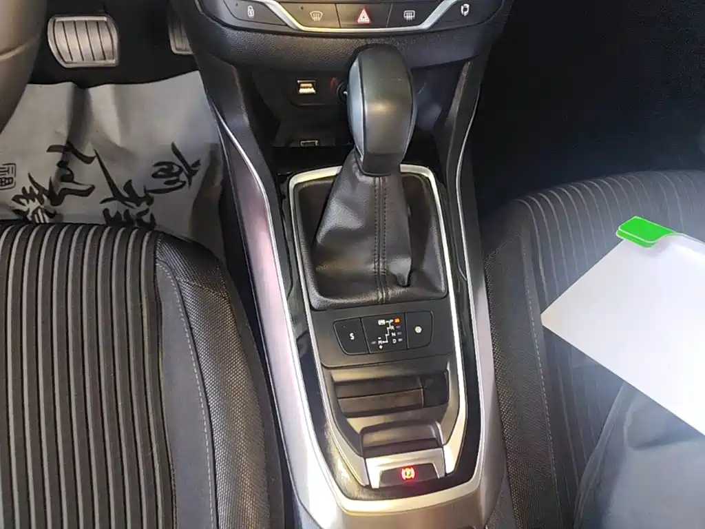 Peugeot 408 — миниатюра 14