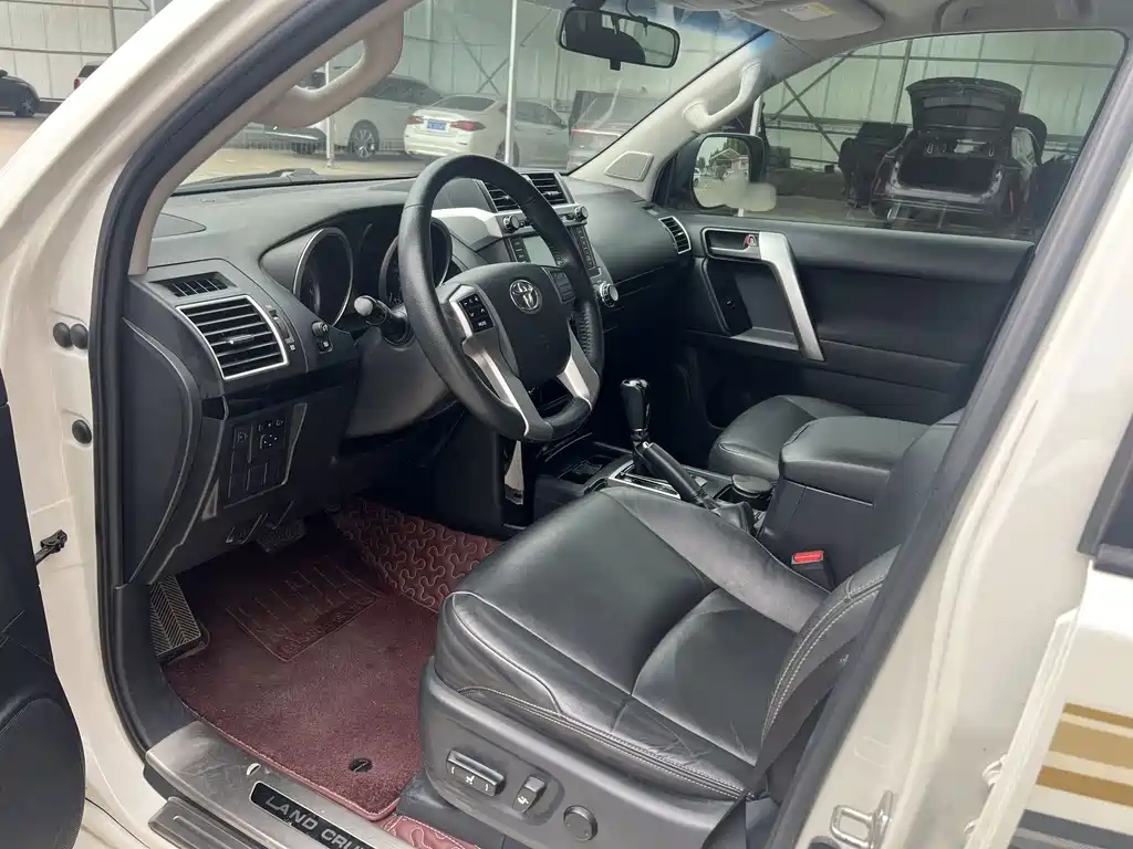 Toyota Prado — миниатюра 5