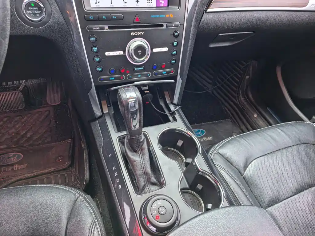 Ford Explorer (Import) — миниатюра 15