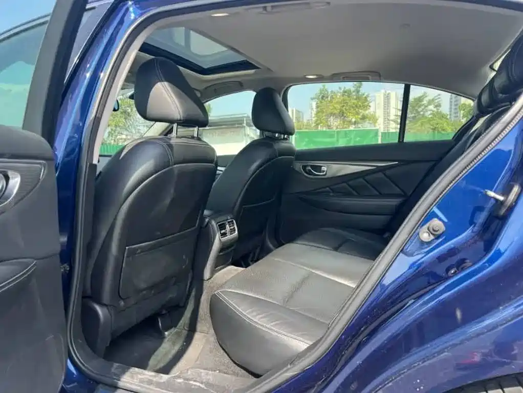 Infiniti Q50L — миниатюра 6