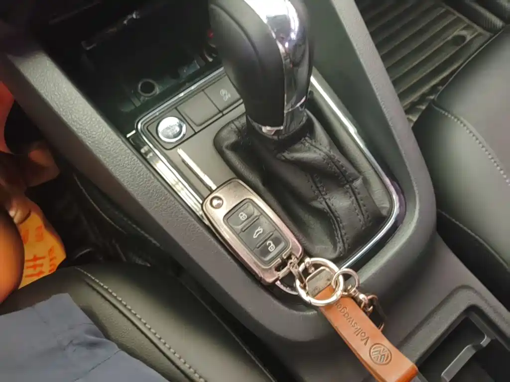 Volkswagen Sagitar — миниатюра 9