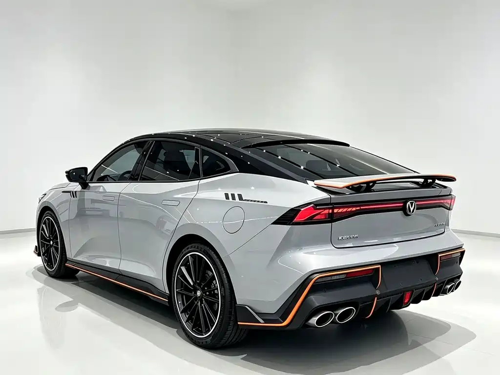 Changan UNI-V 2022 — фото 9