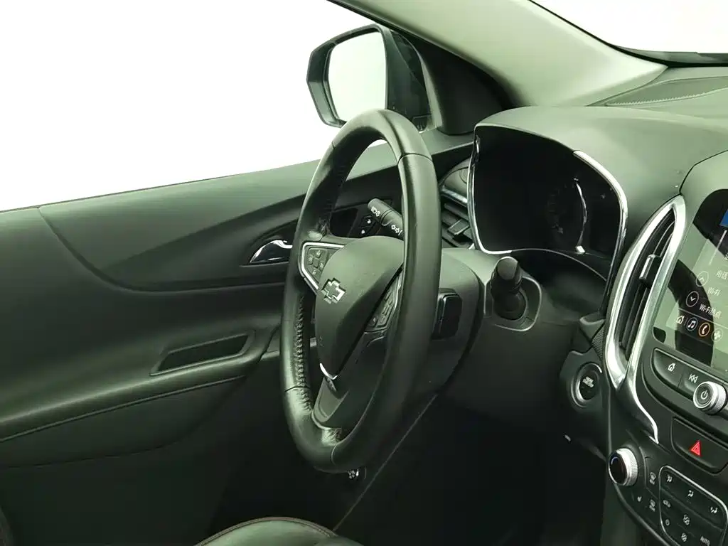 Chevrolet Equinox — миниатюра 22