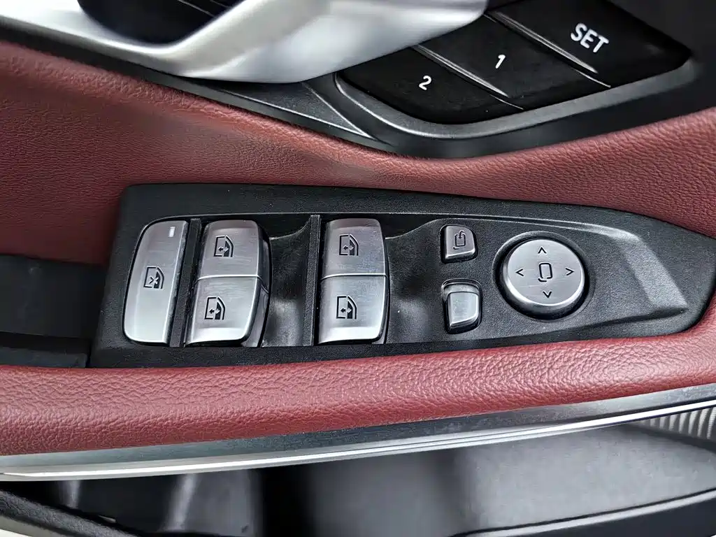 BMW i3 — миниатюра 9