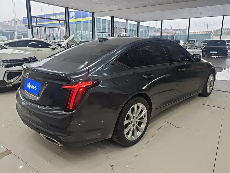 Cadillac CT5 — миниатюра 3