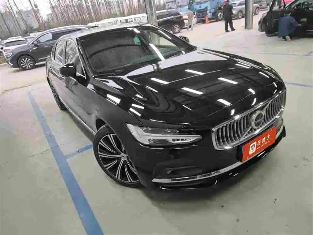 Volvo S90 — миниатюра 3