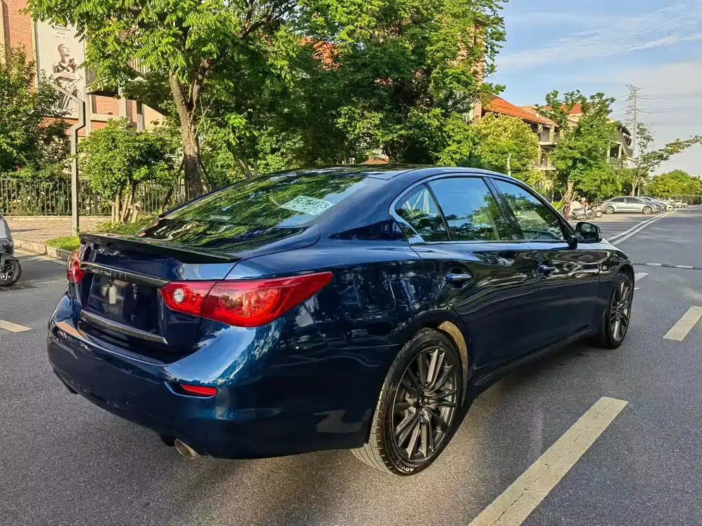 Infiniti Q50L — миниатюра 9