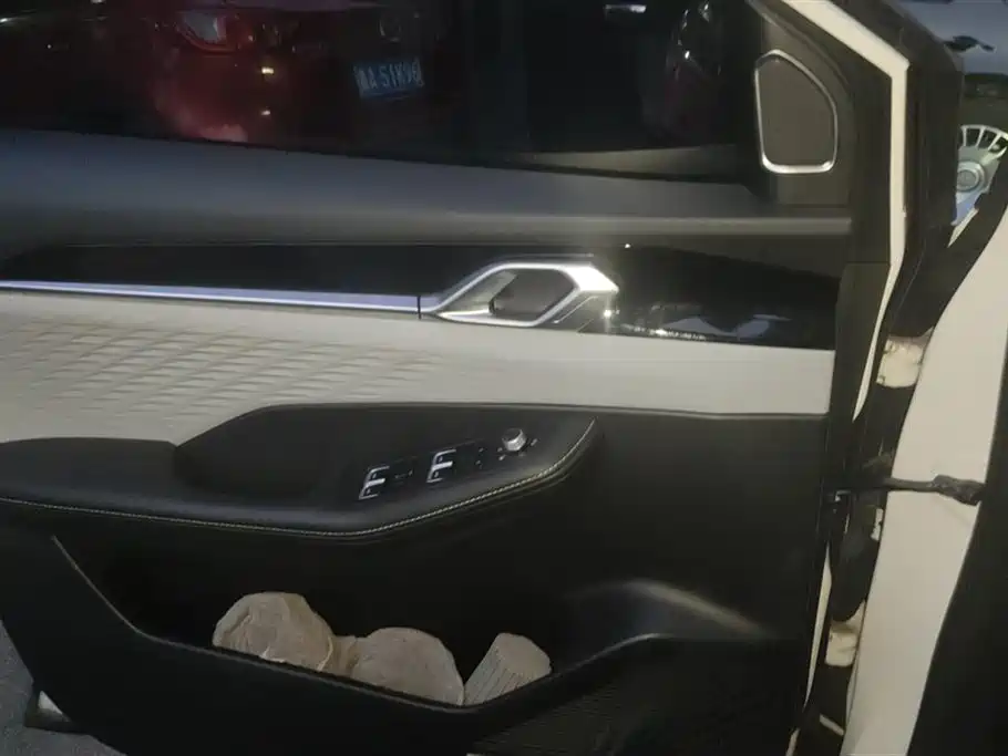 GEELY AUTOMOBILE BINYUE