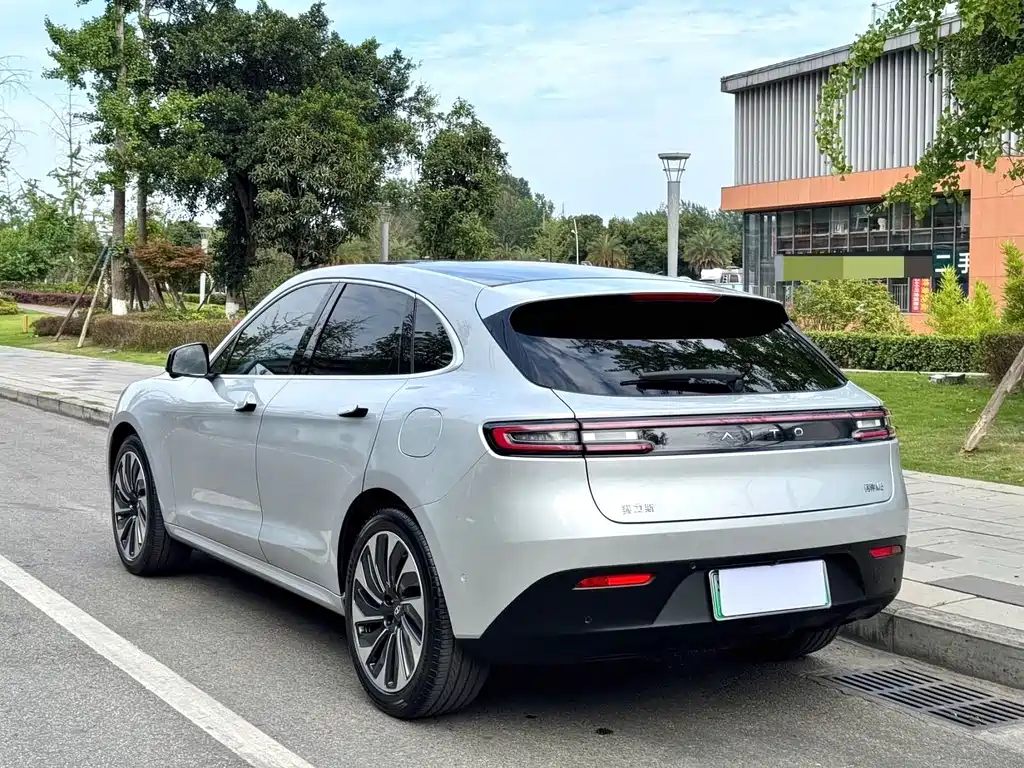 AITO Wenjie AITO M5 — миниатюра 8
