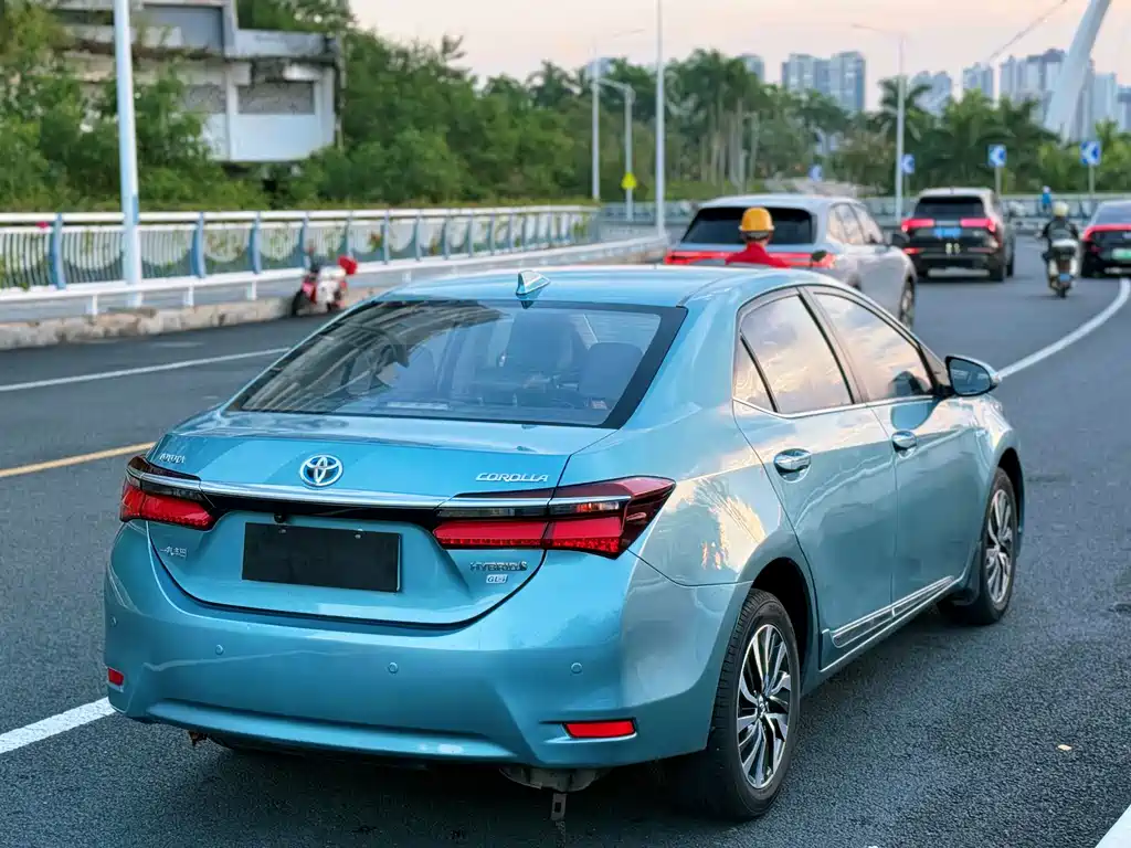Toyota Corolla — миниатюра 6