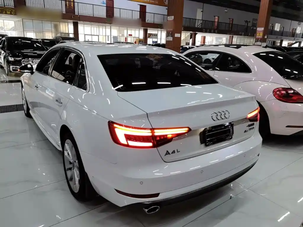 Audi A4L — миниатюра 5
