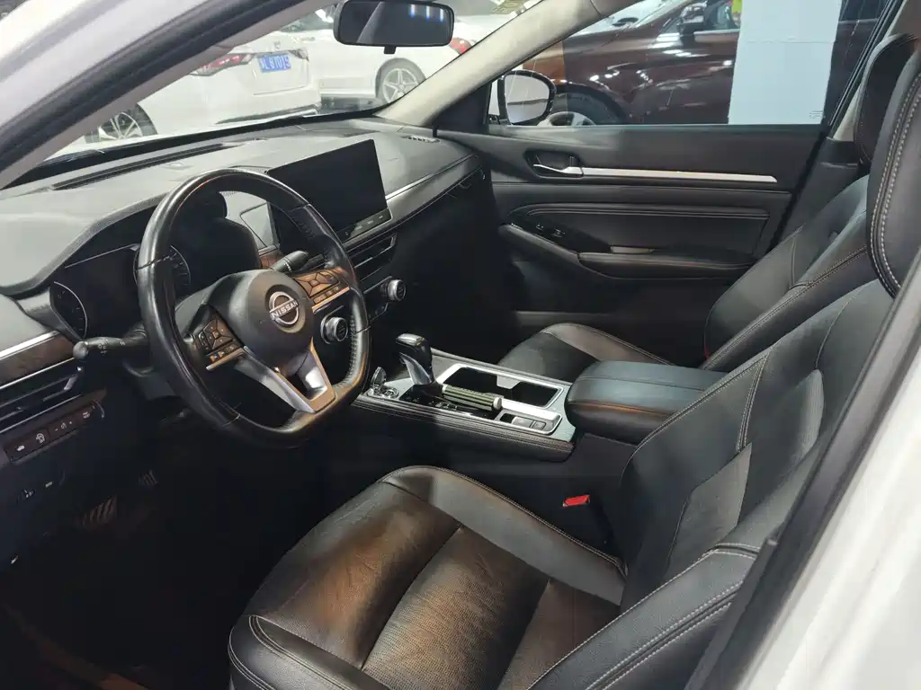 Nissan Teana — миниатюра 5