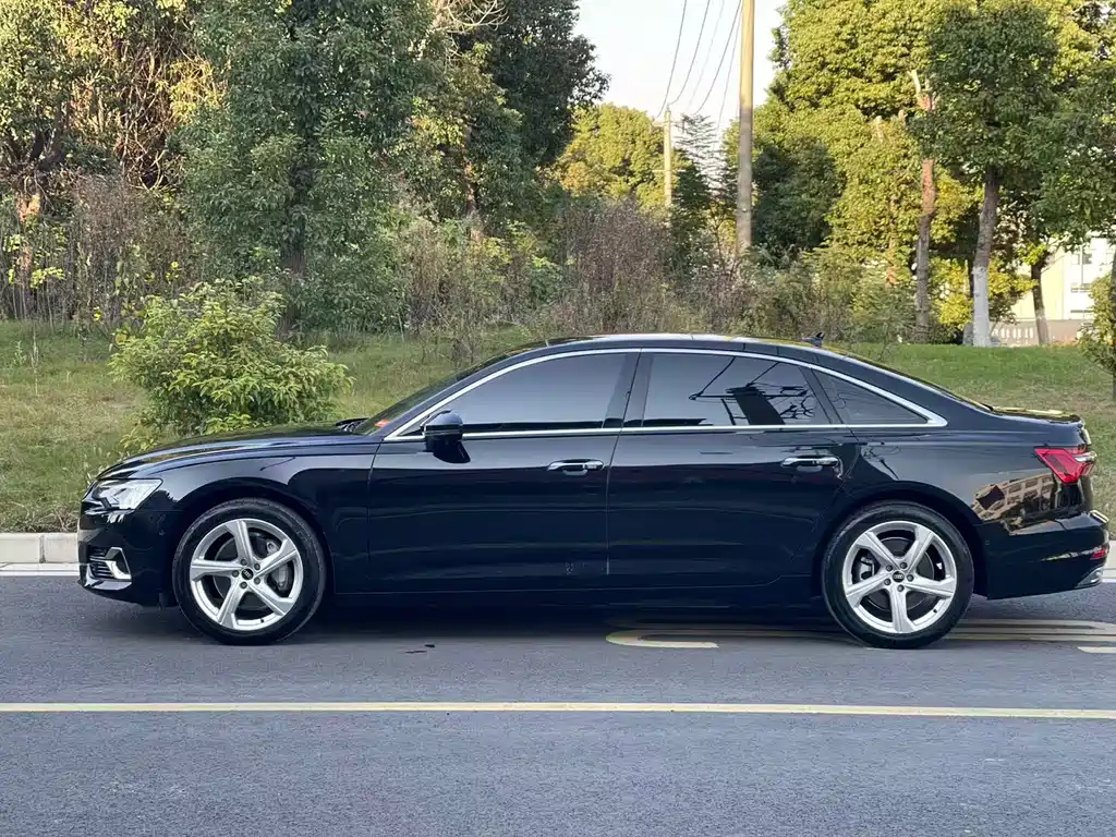 Audi A6L 2023 45 TFSI quattro