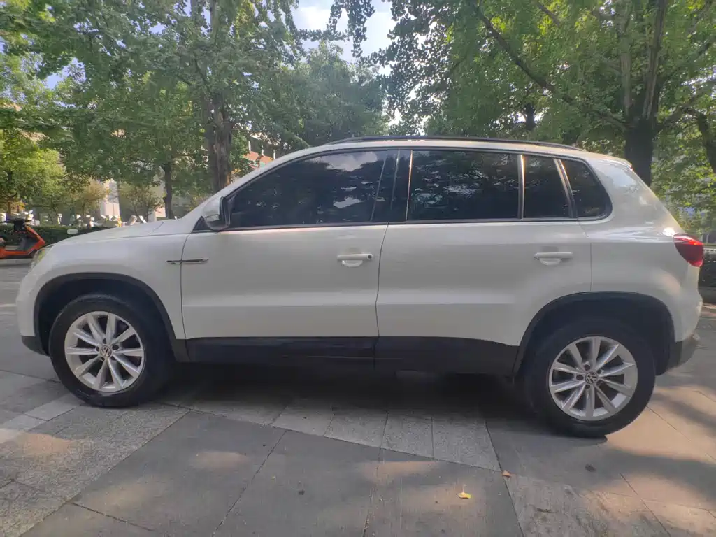 Volkswagen Tiguan — миниатюра 8