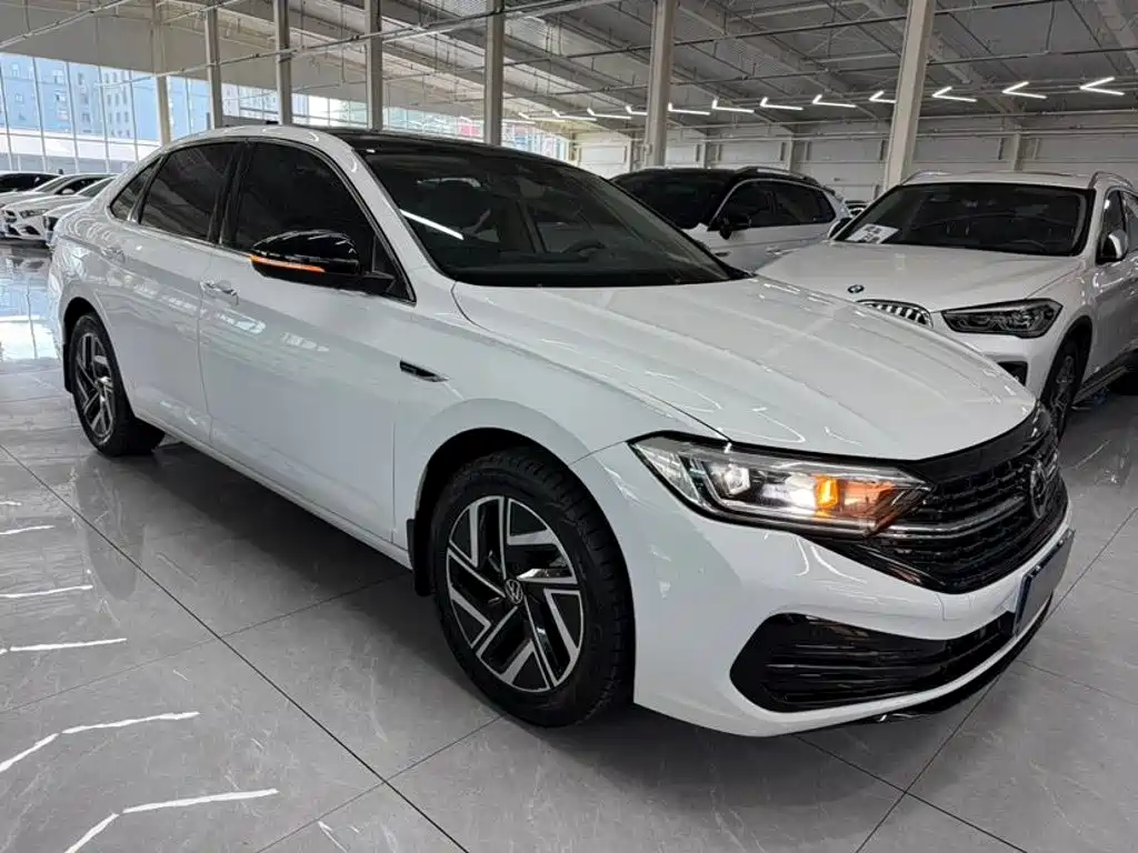 Volkswagen Sagitar — миниатюра 3