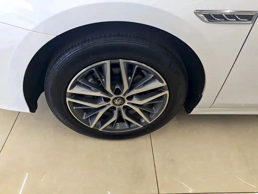 BYD Qin PLUS — миниатюра 23