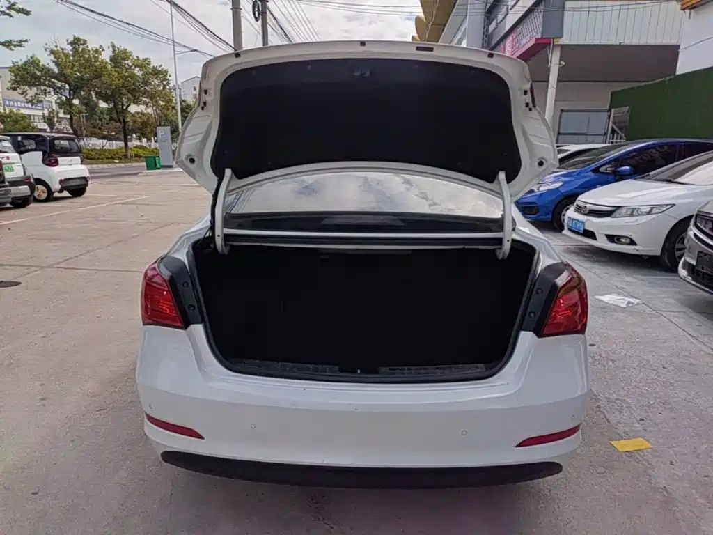 Hyundai Mistra — миниатюра 19