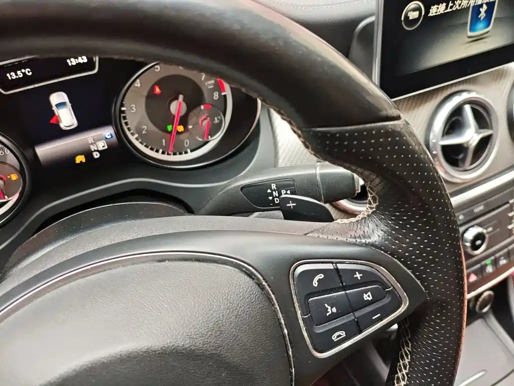 Mercedes-Benz GLA — миниатюра 14