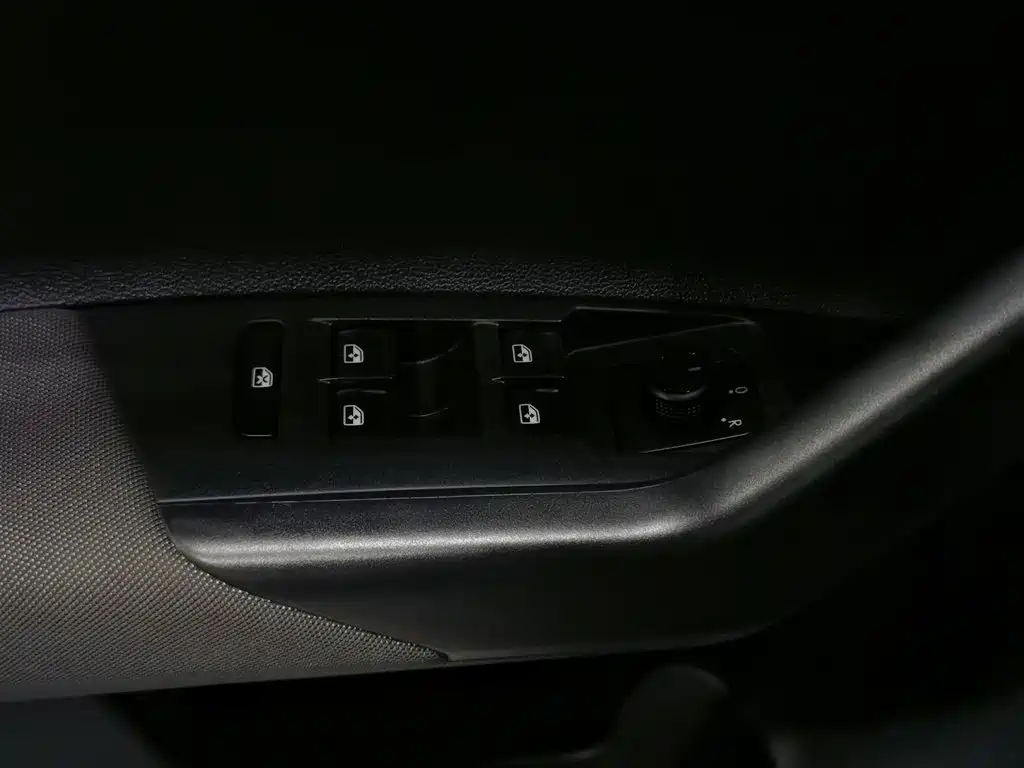 Volkswagen Lavida — миниатюра 9