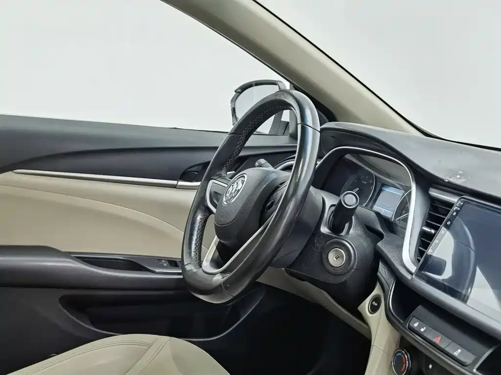 Buick Excelle — миниатюра 22