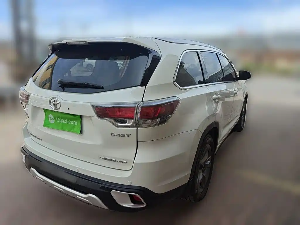 Toyota Highlander — миниатюра 6