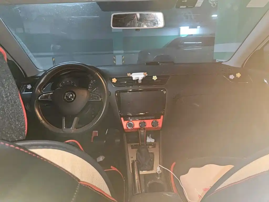Skoda Octavia — миниатюра 13