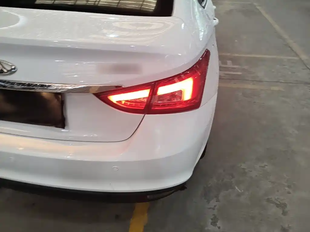 Chery Arrizo 5 — миниатюра 8