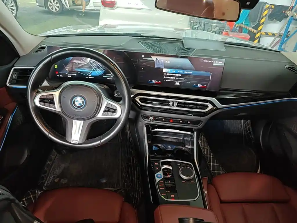 BMW i3 — миниатюра 10