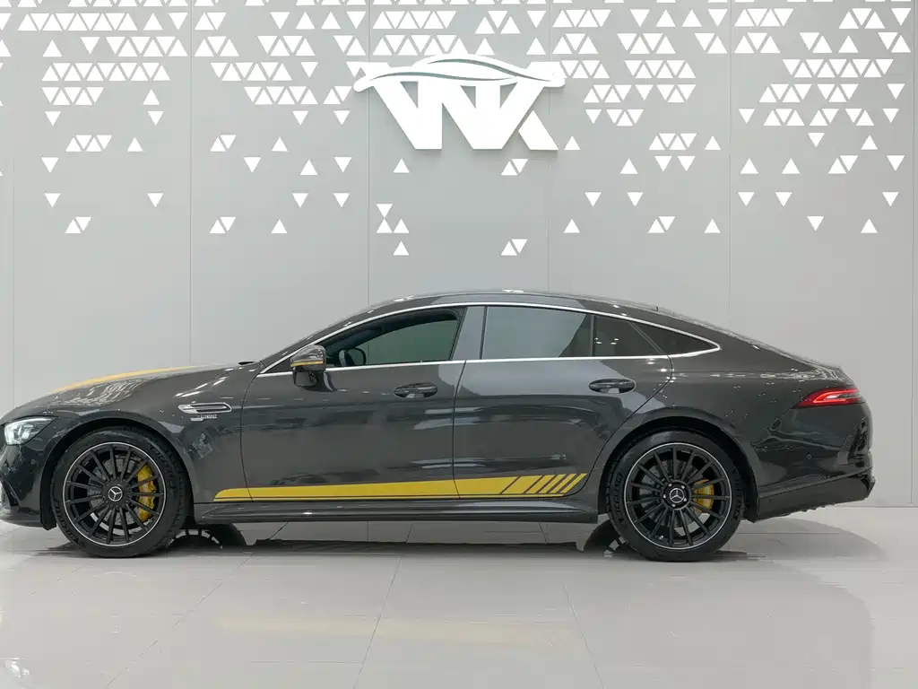 MERCEDES-BENZ AMG GT