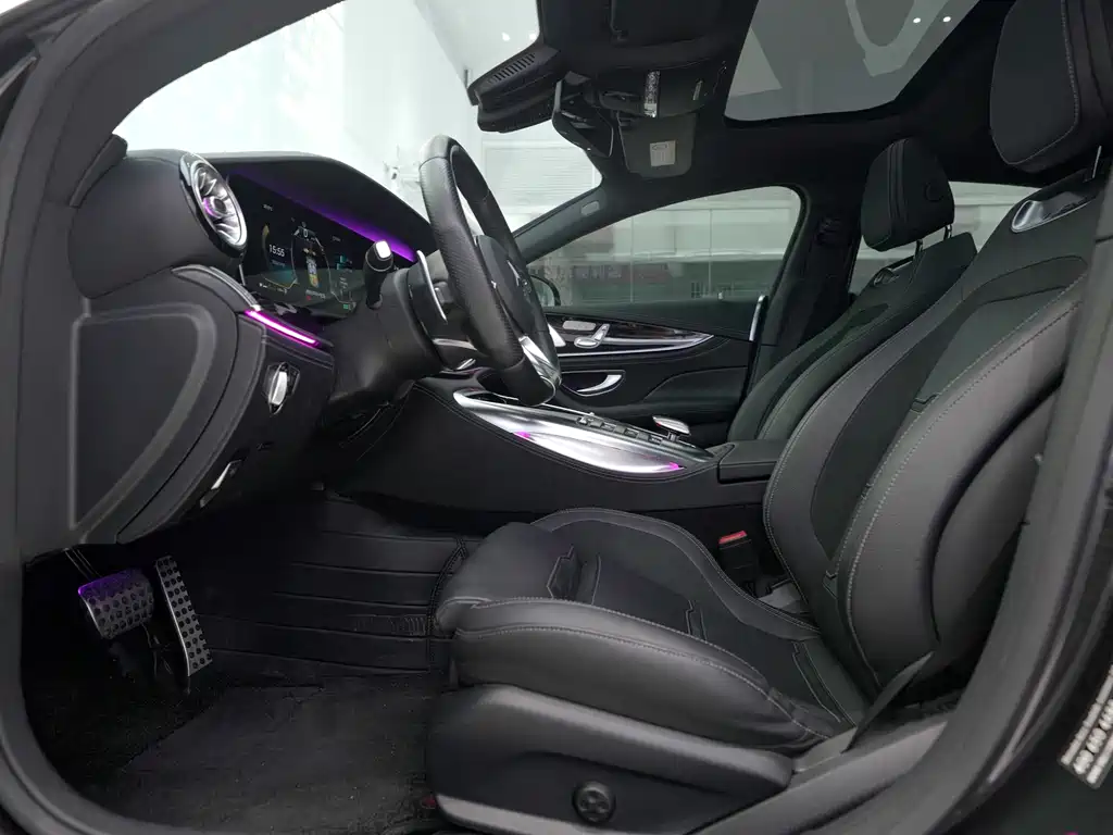 MERCEDES-BENZ AMG GT