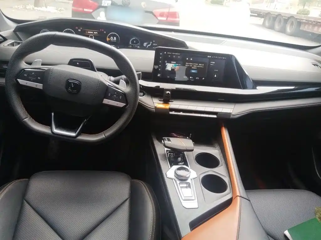 Changan UNI-V — миниатюра 10