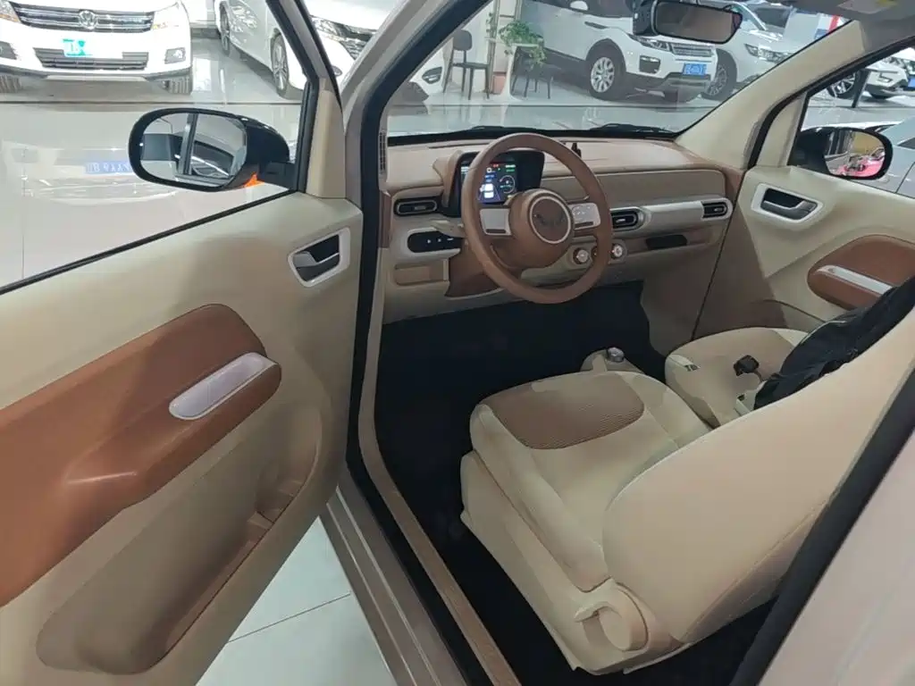 Wuling MINIEV — миниатюра 16