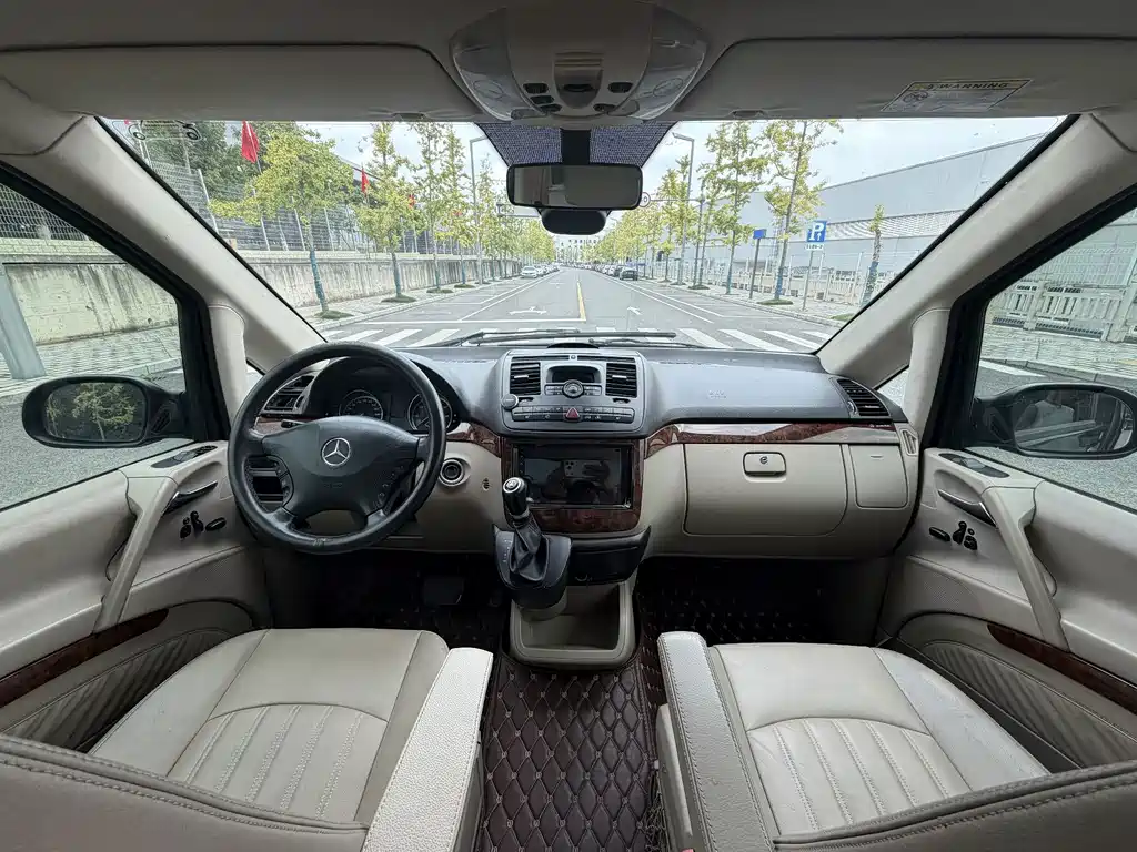 Mercedes-Benz Viano — миниатюра 9