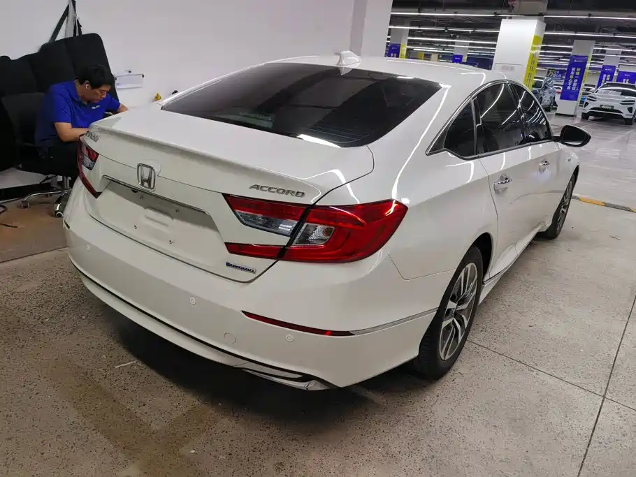 Honda Accord — миниатюра 3