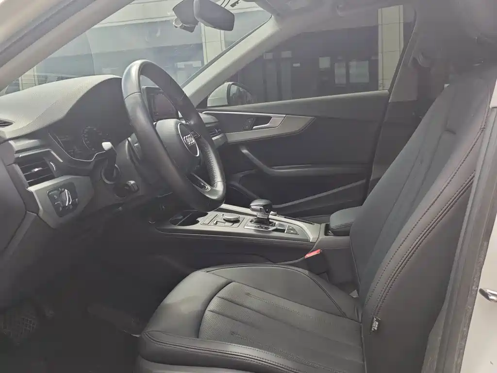 Audi A4L — миниатюра 5