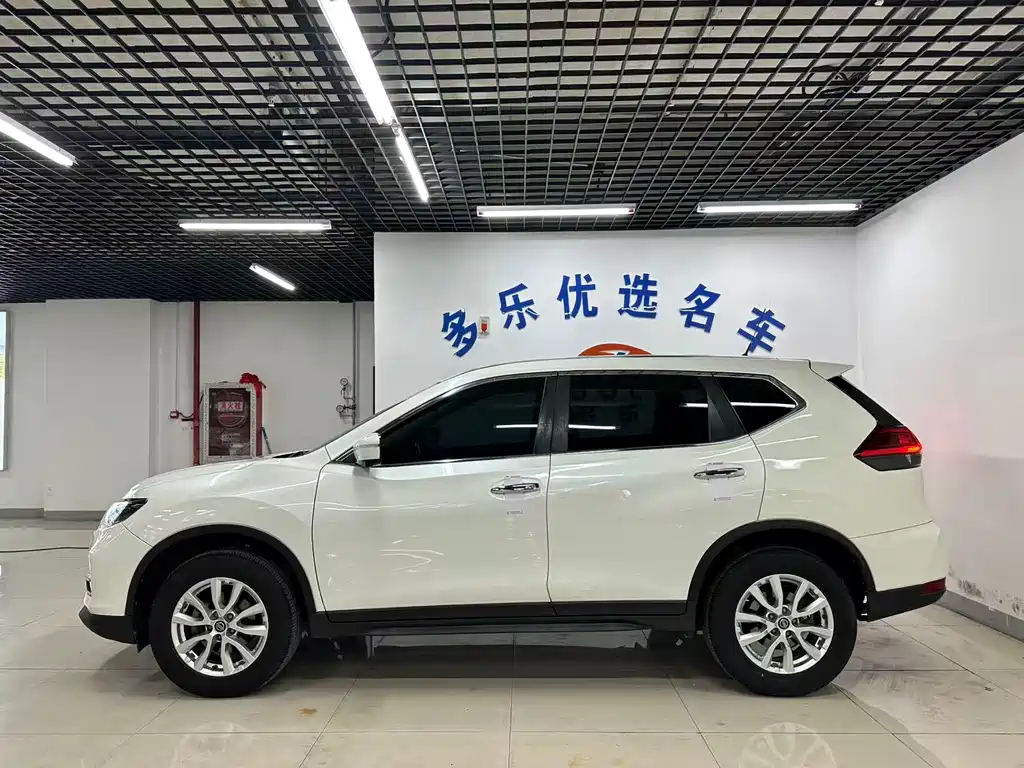 NISSAN QIJUN