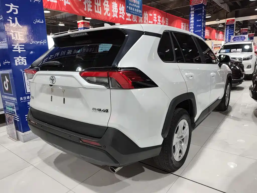 TOYOTA RAV4 RONGFANG