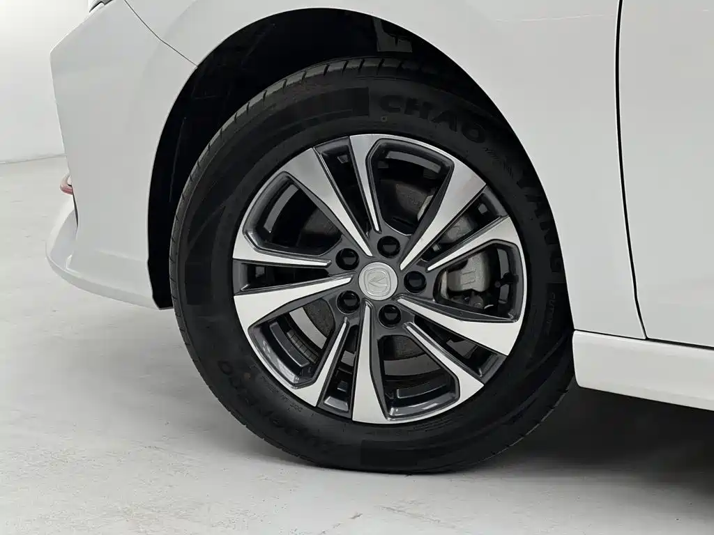 Changan Eado — миниатюра 13