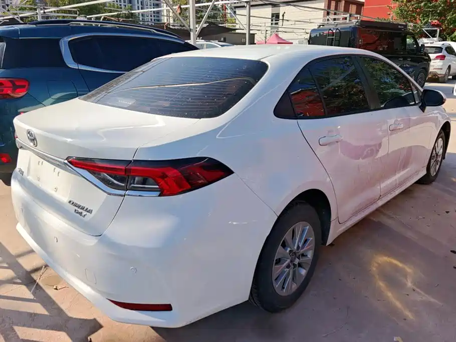 Toyota Corolla — миниатюра 3