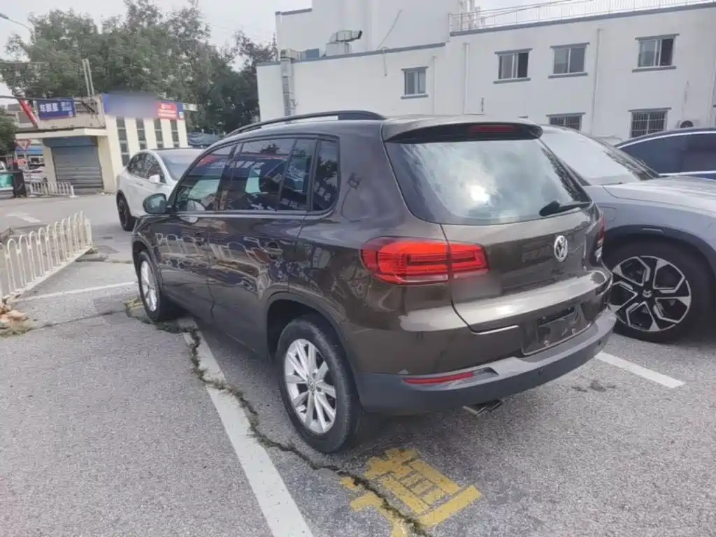 Volkswagen Tiguan — миниатюра 5
